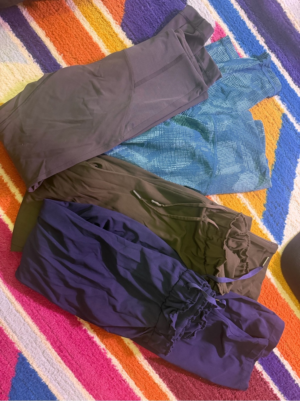 Lululemon size 6 women’s leggings/pants bundle